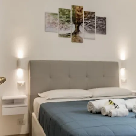 Frezza's Holidays * Rom