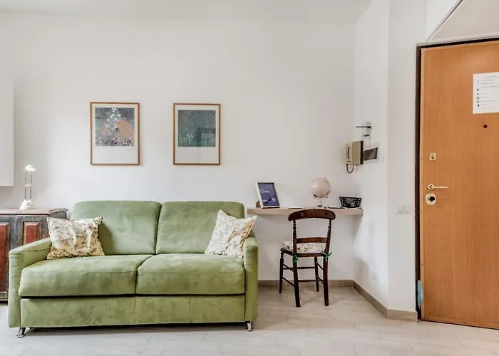 Frezza's Holidays Дом отдыха *