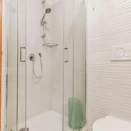 בית נופש Frezza's Holidays רומא